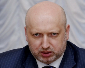 Українська армія не воюватиме з Росією - Турчинов