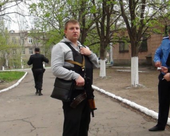 У Маріуполі невідомі викрали пораненого у військовій частині - ЗМІ