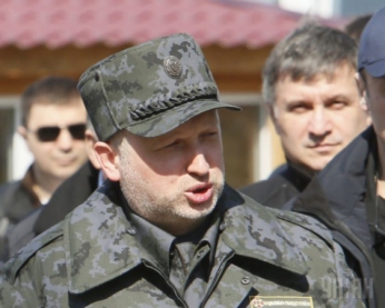 Ми не зупинимо антитерористичну операцію - Турчинов