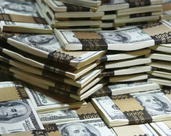 Санкции Запада будут стоить России 90 миллиардов долларов