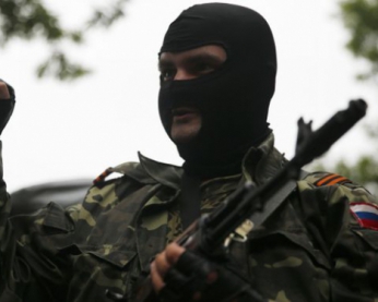 Розстріляний автобус з дітьми, нові санкції проти РФ, російська авіація над Луганськом - головні події дня