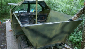 Украинским военным подарили самодельный броневик "Скорпион"