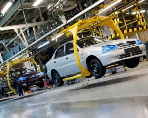 ЗАЗ прекращает производство автомобилей и увольняет 21 тысячу сотрудников