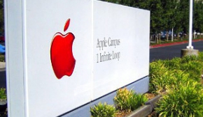Стали відомі річні зарплати топ-менеджерів компанії Apple