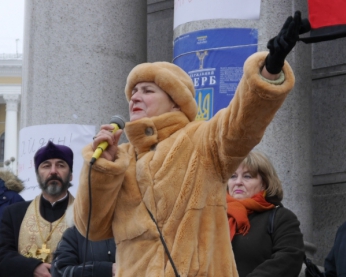 "Надо разворачивать пулемёты против штабов и лжецов" - Нина Матвиенко