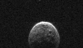 NASA опубликовали фото гигантского астероида, который вчера пролетел возле Земли