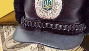 Гаишник переживет "реформу" за 2 тысячи долларов - житомирский сержант рассказал о коррупции в ГАИ