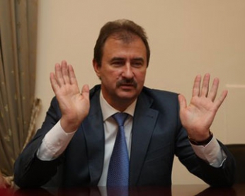 Почався суд над Поповим, який наказав встановити "криваву ялинку"