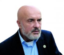 Олег Романчук