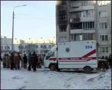 Девятиэтажка на ул. Приречной, 19-в едва не сгорела от взрыва бензина