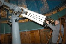 Астроном київської обсерваторії Всеволод Лозицький спостерігатиме затемнення у телескоп виробництва 1895 року 