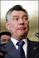 Олександр Омельченко на розширеному засіданні колегії КМДА розповідає про свої помилки