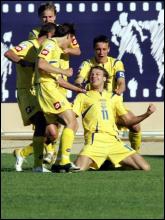 Руслан Фомин празднует свой гол в ворота датчан. Агуеда, 29 мая 2006 года