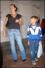 Киянка Ганна привела сина у школу №124. 28 серпня В’ячеслав офіційно став першокласником