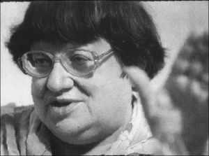 Валерія Новодворська: ”У під’їздах розклеюють оголошення: якщо ви знаєте, де живуть грузини, то повідомте туди-то і туди-то”