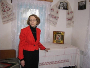 58-летняя сестра Вячеслава Черновола Валентина считает, что спешить с открытием усадьбы-музея ко дню рождения ее брата не стоило