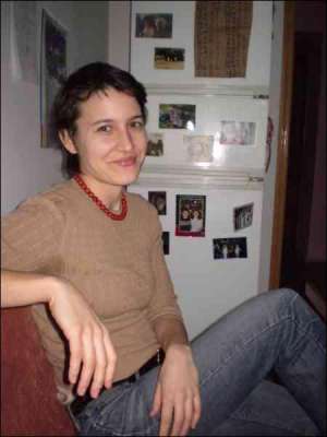 Американка Даниель Кучковски на кухне своей квартиры в Козово на Тернопольщине