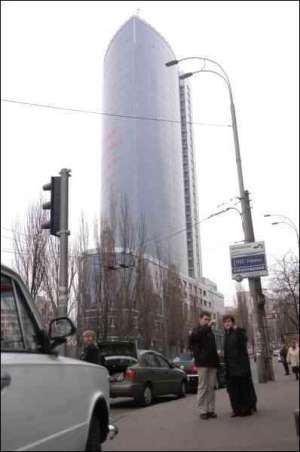 В 35-этажном небоскребе ”Парус” в центре Киева будут офисы наивысшего класса