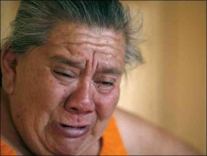 Колишня проститутка з міста Мехіко Марія Рамірес плаче, згадуючи своє життя. Вона вже не може працювати і мешкає у притулку для повій. Діти зневажають матір, однак їсти їй приносять