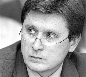 Володимир Фесенко: ”Янукович не може вибачити Медведчуку його поведінку під час президентської кампанії 2004 року”