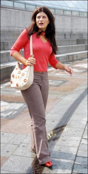 Лариса Денисенко веде телепрограму про українську культуру ”Документ+” на телеканалі ”1+1”