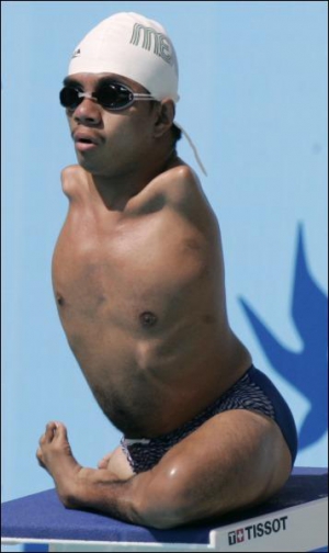 22-річний мексиканець Крістофер Транк на Парапанамериканських іграх у Ріо-де-Жанейро здобув ”срібло” у змаганнях із плавання на дистанції 50 метрів
