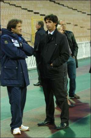 Деметрио Альбертини (справа) говорит, что для сборной Украины в отборочном цикле Евро-2008 еще не все потеряно