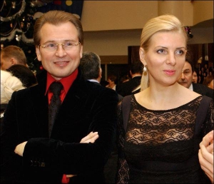 Певец Александр Малинин с женой Эммой на концерте Дмитрия Хворостовского в Москве, 2004 год