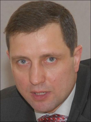 Валентин Бадрак: ”Украина остается критически зависимой в производстве оружия от России”