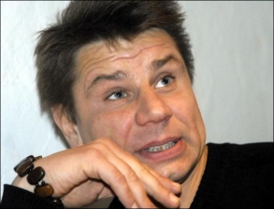 Олег Лапоногов каже, що група ”Табула Раса” записує новий роковий альбом. Видадуть його до літа