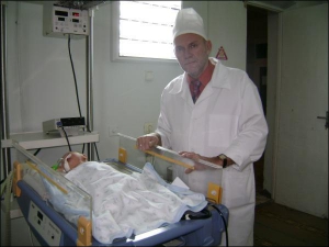 Главный врач Игорь Вакалюк в реанимации областного перинатального центра