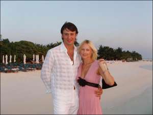 Олександр Шовковський з дружиною Ольгою під час торішньої відпустки на Мальдівах