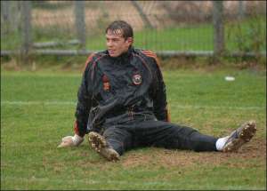 Богдан Шуст перешел из ”Карпат” в ”Шахтер” зимой в 2006 года. В прошлом году летом его вытеснил из состава Андрей Пятов