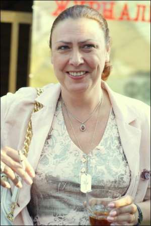 Наталія Кондратюк на святкуванні Дня журналіста в ресторані ”Партизан” під Києвом 6 червня 2007 року