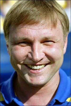 Юрій Калитвинцев тренерську кар’єру розпочав в ужгородському ”Закарпатті”. Його рекомендував закарпатцям Валерій Лобановський