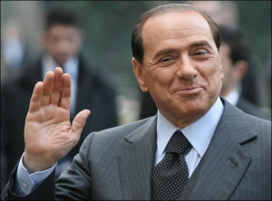 Берлускони — самый богатый человек Италии, его состояние оценивают в 12 миллиардов долларов