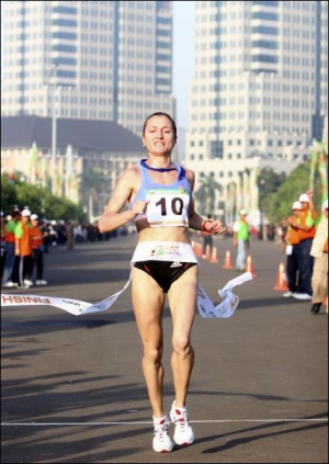 Наталия Беркут, выиграв десятикилометровый забег, получила 11 тысяч долларов