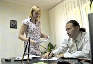 Олег Иваненко четыре года назад открыл частную нотариальную контору в Броварах