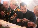 Дмитрий Медведев и ветераны Сталинградской битвы