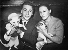 С актером Вячеславом Тихоновым, первым мужем, Нонна Мордюкова прожила 13 лет. На фото они держат собак Белку и Стрелку, которые летали в космос в августе 1960-го на корабле ”Спутник-5”