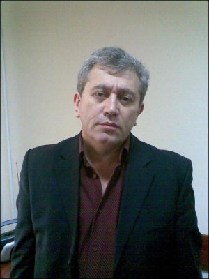Михаэль Зис организовал в Донецке 17 операций по пересадке органов. Донорами были выходцы из арабских стран, пациентов находил среди земляков-израильтян