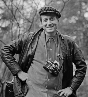 Российский поэт Евгений Евтушенко в Подмосковье. Фото 1973 года