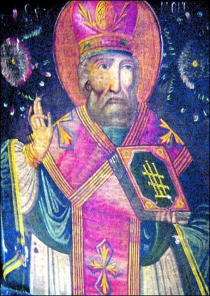 Вокруг иконы Святого Николая подольские богомазы изобразили много цветов. Представляли, что такой вид имеет рай