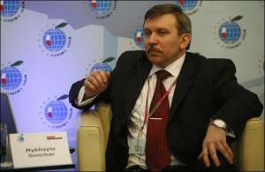 Михаил Гончар: ”Второе премьерство Виктора Януковича законсервировало реверсивное использование нефтепровода, а решение об этом было принято во время его первого правления”