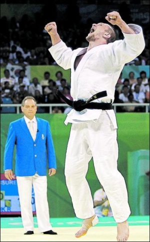 Дзюдоїст Роман Гонтюк виборов бронзову медаль у поєдинку з монголом Нуамхуу Дамдінсуреном у ваговій категорії до 81 кілограма