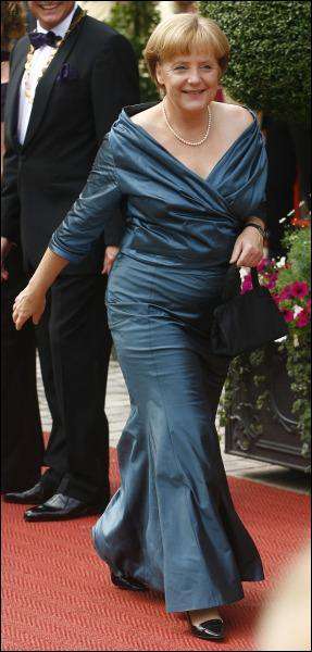 Канцлер Німеччини Ангела Меркель щороку відвідує Вагнерівський фестиваль оперного мистецтва у баварському місті Байрейт. Фото 25 липня 2008 року