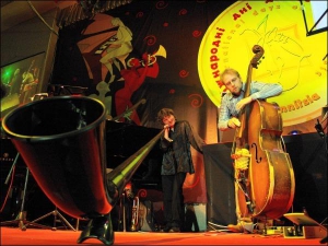 Немецкий джазмен Вадим Гольц играет на трембите на Джазовом фестивале в Виннице в прошлом году