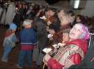 Для гостей в светском наряде с элементами этнического вход в ”Софию Киевскую” обошелся в 50 гривен, для остальных — 100