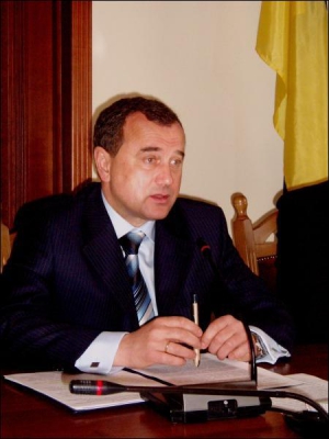 Губернатор Вінниччини Олександр Домбровський вважає несправедливою догану від президента