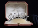 Корона с золотом, алмазами и жемчугом за 105,000